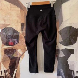 Tesla crop yoga pants high waist leggings in black •size XS